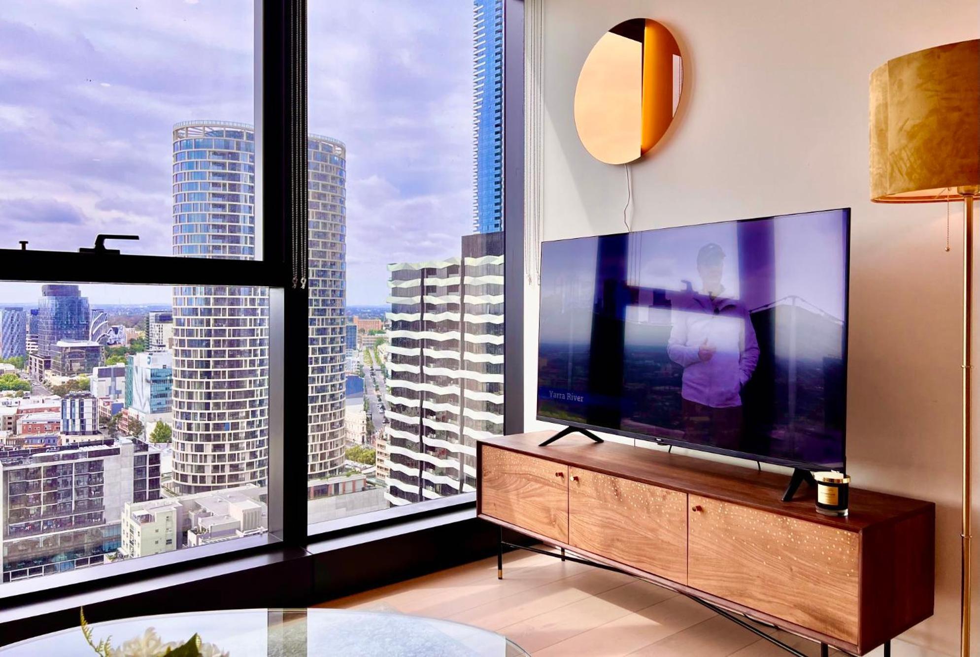 Highrise View 1King1Queen 2Baths — Photos 1